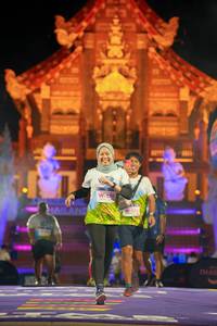 BIB: 135, 274
                            <button type="button" onclick="openModal(22477812)" class="btn btn-primary btn-sm float-right btn-popup" data-toggle="modal" data-target=".modal-high-quality">
                        <i class="fas fa-shopping-cart"></i> Add to Cart
                    </button>
                                            <button type="button" onclick="isThisMe(22477812, true)" class="btn btn-success btn-sm float-right btn-popup btn-isme hidden" data-toggle="tooltip" data-placement="bottom" title="นี่คือรูปของคุณใช่ไหม คลิกที่นี่เพื่อเอาเข้าอัลบั้ม">
                        <i class="fas fa-plus"></i> Add to album
                    </button>
                    <button type="button" onclick="isThisMe(22477812, false)" class="btn btn-warning btn-sm float-right btn-popup btn-isnotme hidden">
                        <i class="fas fa-ban"></i> Remove from album
                    </button>